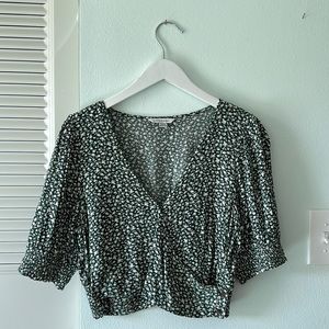 American Eagle Crop Top